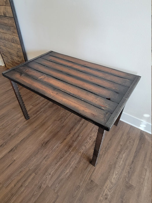 Clearance Sale! Gunstock Tortured Reclaimed Distressed Industrial Wood Desk with Hammered Steel Legs